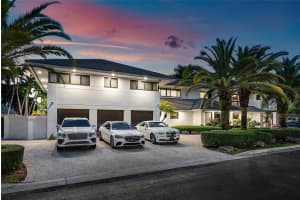 9464 NW 52nd Doral Ln, Doral, FL 33178 Sold 10/07/24