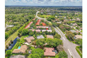4957 Riverside Dr, Coral Springs, FL 33067 Sold 05/16/24