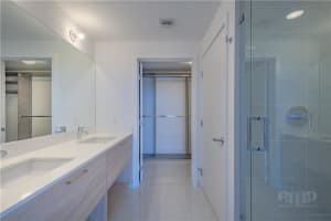 16385 Biscayne Blvd 406, Aventura, FL 33160 Sold 06/19/25