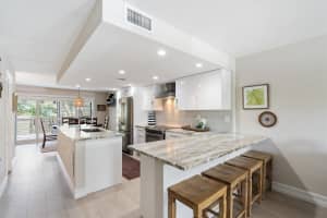 2823 NE 60th St 2823, Fort Lauderdale, FL 33308 Sold 05/29/24