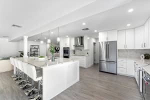 2550 NE 45th St, Lighthouse Point, FL 33064 Sold 07/02/24