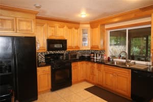 12031 NW 30th Pl, Sunrise, FL 33323 Sold 05/24/24