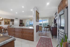 1530 S Ocean Blvd. 203, Lauderdale By The Sea, FL 33062 Sold 11/08/24