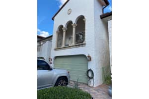 4418 Hidden Harbour Ter 49, Fort Lauderdale, FL 33312 Sold 12/04/24