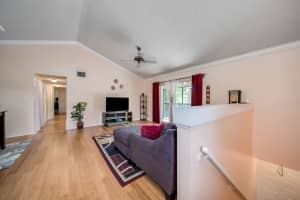 3089 N Oakland Forest Dr 204, Oakland Park, FL 33309 Sold 07/05/24