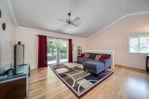 3089 N Oakland Forest Dr 204, Oakland Park, FL 33309 Sold 07/05/24