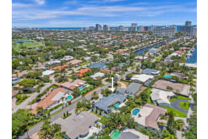 2740 NE 35th St, Fort Lauderdale, FL 33306 Sold 11/04/24