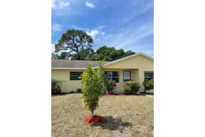 107 Camelot Dr, Fort Pierce, FL 34946 Sold 07/01/24