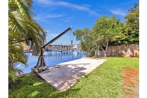 2698 SW 30th Ter, Fort Lauderdale, FL 33312 Sold 01/07/25