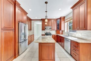 3926 Hawks Ct, Weston, FL 33331 Sold 06/14/24