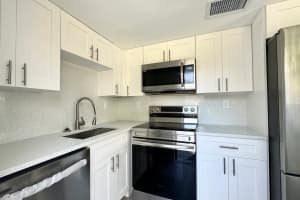 622 SW 7 Avenue, Fort Lauderdale, FL 33315 Sold 07/19/24