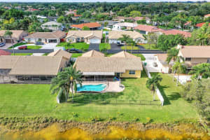 5010 King Arthur Ave, Davie, FL 33331 Sold 05/31/24