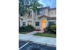 8324 SW 27th St 102, Hollywood, FL 33025 Sold 07/30/24