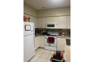 8324 SW 27th St 102, Hollywood, FL 33025 Sold 07/30/24