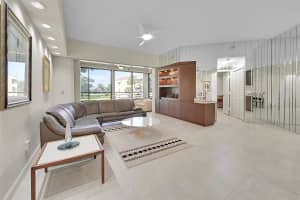 7508 La Paz Blvd 201, Boca Raton, FL 33433 Sold 07/18/24