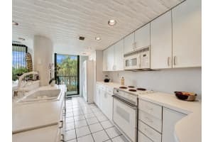 1201 River Reach Dr 204, Fort Lauderdale, FL 33315 Sold 06/27/24