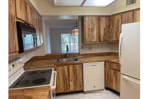 2208 S Cypress Bend Dr 202, Pompano Beach, FL 33069 Sold 06/13/25