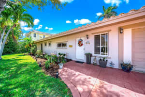 2710 NE 48th Ct, Lighthouse Point, FL 33064, Sold 08/14/24
