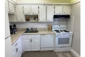 550 NW 78th Ter 104, Margate, FL 33063 Sold 09/30/24