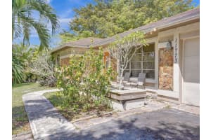 11773 SW 59th Ct, Cooper City, FL 33330 Sold 05/10/24