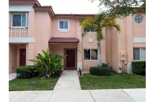20886 NW 3rd Ct, Pembroke Pines, FL 33029 Sold 08/09/24
