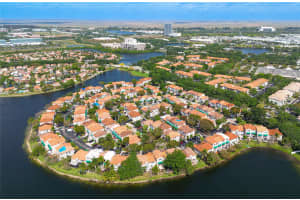 12633 NW 14th St, Sunrise, FL 33323 Sold 06/20/24