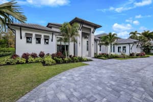 4646 Idylwood Ln, Naples, FL 34119 Sold 05/29/24