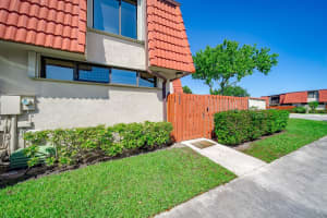 3901 Victoria Dr #3901, West Palm Beach, FL 33406, Sold 08/02/24