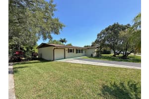8952 SW 52nd Street, Cooper City, FL 33328 Sold 07/26/24