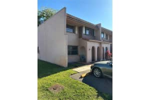 19 Seville Cir 1, Fort Lauderdale, FL 33324 Sold 08/02/24