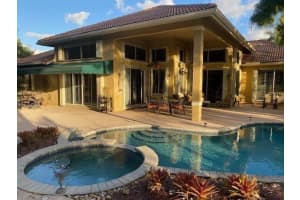 470 Cypress Pointe Dr, Hollywood, FL 33027 Sold 06/07/24