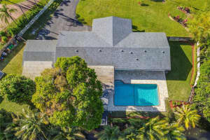 10880 SW 25th St, Davie, FL 33324 Sold 05/15/24