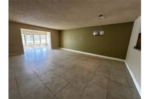 4000 NW 44th Ave APT 202, Lauderdale Lakes, FL 33319, Sold 09/27/24