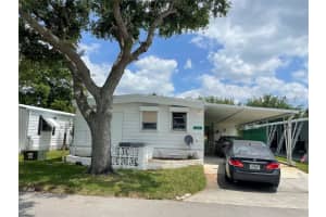 1880 SW 83rd Ave, Davie, FL 33324 Sold 02/12/25