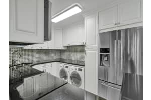 300 NE 19th Ct 114N, Wilton Manors, FL 33305 Sold 06/18/24