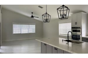 585 Cambridge Dr, Weston, FL 33326 Sold 06/04/24