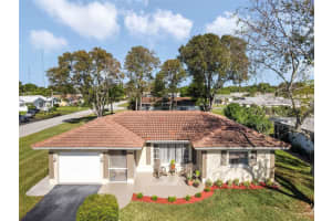 7008 NW 94th Ave, Tamarac, FL 33321 Sold 05/15/24