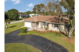 7008 NW 94th Ave, Tamarac, FL 33321 Sold 05/15/24