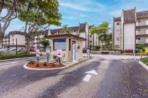 6020 NW 44th St 106, Lauderhill, FL 33319 Sold 11/29/24