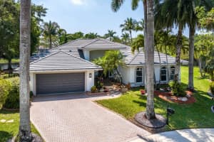 3719 Oak Ridge Cir, Weston, FL 33331 Sold 06/26/24