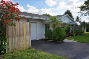 721 Heron Dr, Delray Beach, FL 33444 Sold 05/21/24