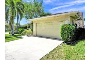 1 Islington Pl, Boynton Beach, FL 33426, Sold 08/01/24
