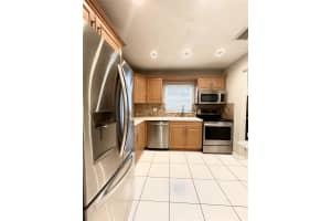 419 SW Natura Ave D, Deerfield Beach, FL 33441 Sold 05/24/24