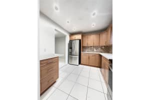 419 SW Natura Ave D, Deerfield Beach, FL 33441 Sold 05/24/24