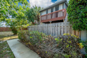 27 Crossings Cir G, Boynton Beach, FL 33435 Sold 11/18/24