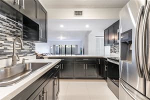 800 NE 195th St 113, Miami, FL 33179 Sold 08/02/24