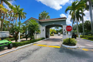 5212 SW 38th Way, Fort Lauderdale, FL 33312 Sold 06/11/24