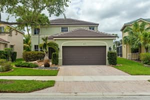 873 Tanglewood Cir, Weston, FL 33327 Sold 05/23/24
