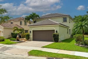 873 Tanglewood Cir, Weston, FL 33327 Sold 05/23/24