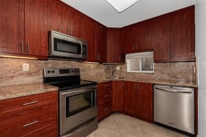 9220 S Hollybrook Lake Drive 110, Pembroke Pines, FL 33025 Sold 06/27/24